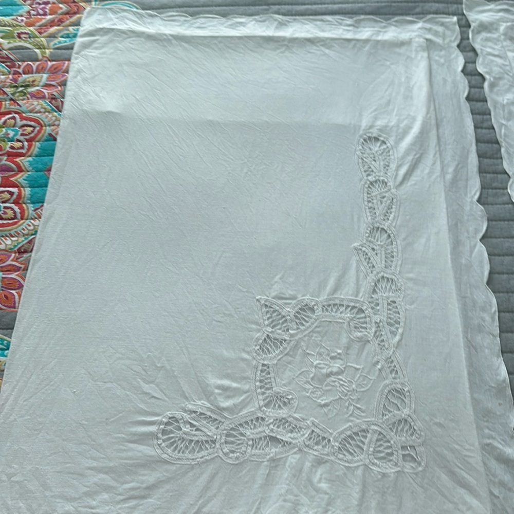 Vintage 100% Cotton White pillow Shames - EMBROIDERED